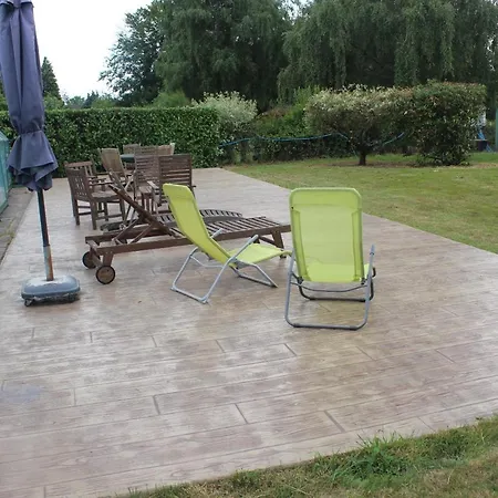 ベッド・アンド・ブレックファスト Chambres A La Campagne Avec Piscine